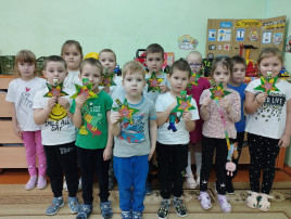 "Защитникам Отечества - честь, слава и хвала!" "Защитникам Отечества - честь, слава и хвала!".